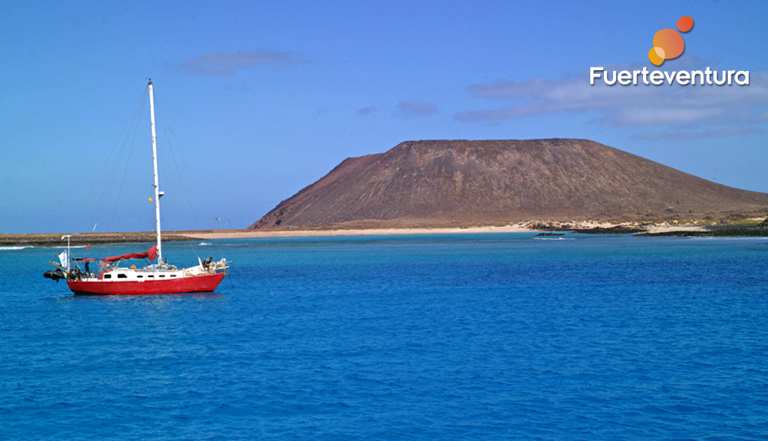 Cómo llegar a la Isla de Lobos desde Corralejo: horarios, barcos y consejos.